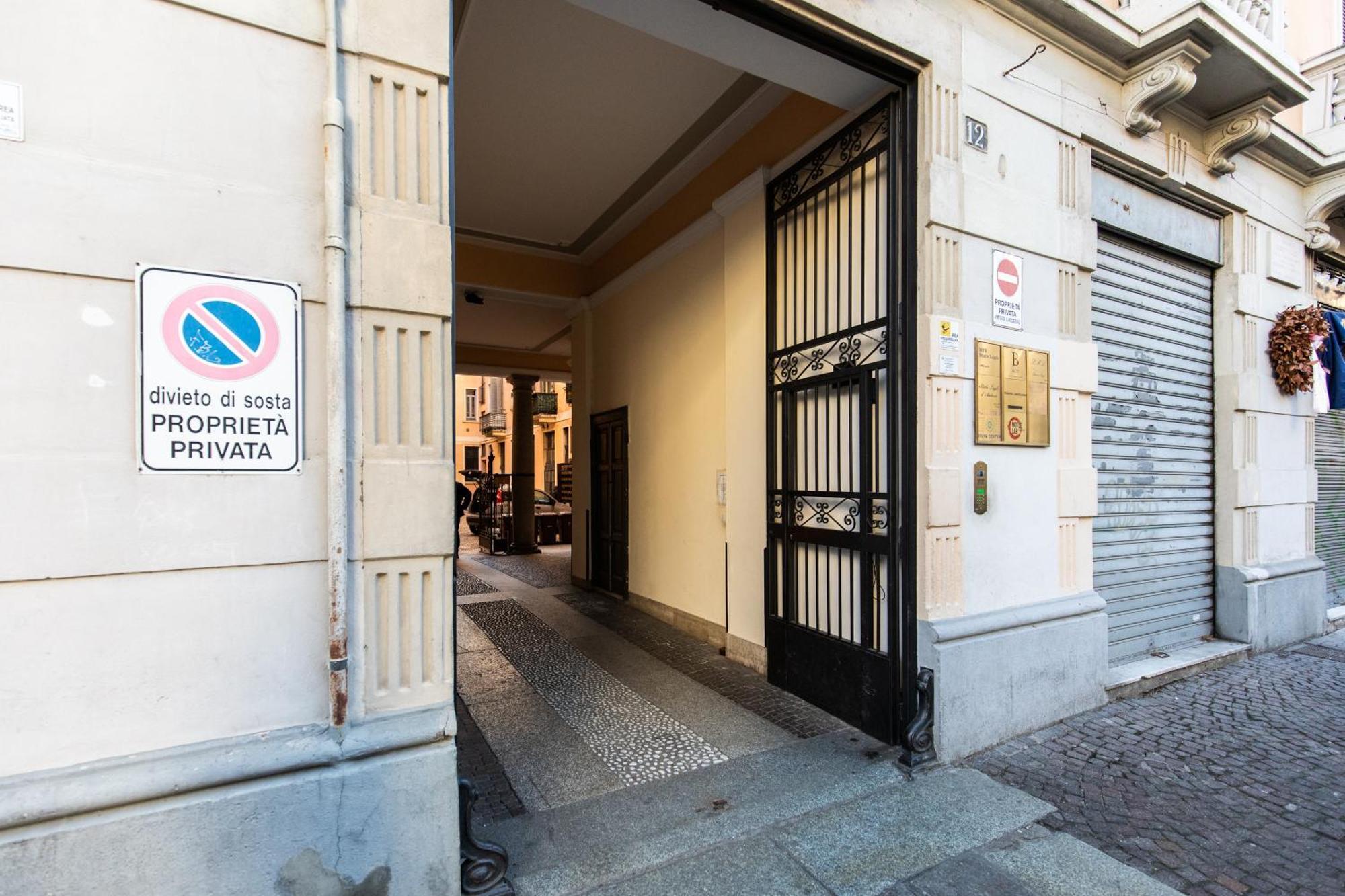 Casa Modigliani - Porta Romana Apartment Милан Экстерьер фото